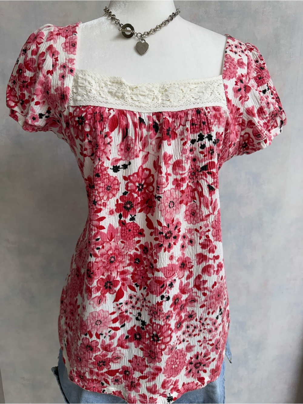 Dress Barn - Pink Floral Cool Summer Short Sleeve Peasant Blouse Crinkle Stretch - Picture 4 of 9